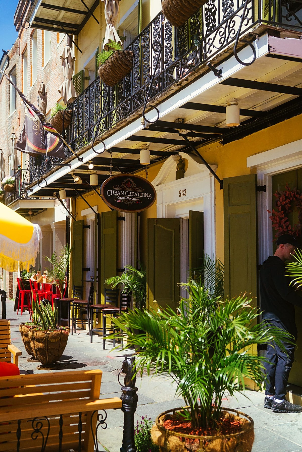 Cuban Creations exterior, 533 Toulouse Street